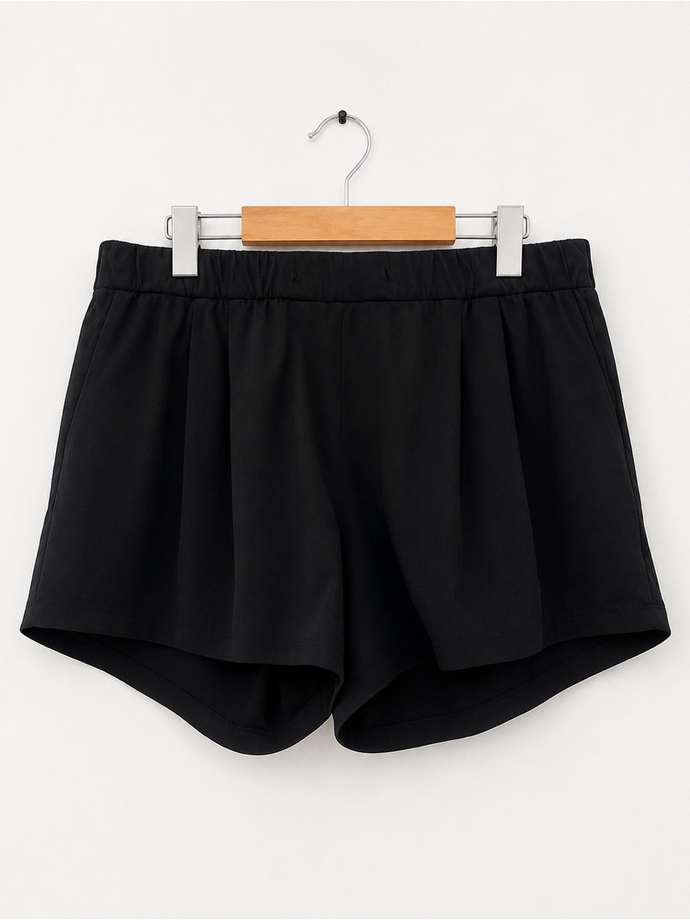 Lululemon Stroll at Sundown Short 3" Black Size 8